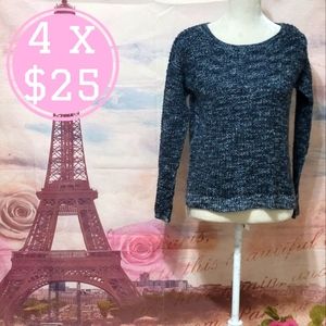 ⭐️ Hollister sweater